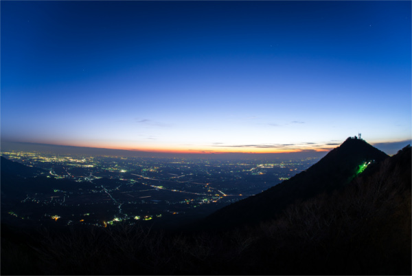 つくば市のセラピスト、エステティシャン、整体師の求人、採用情報「つくば山から見える夜景」